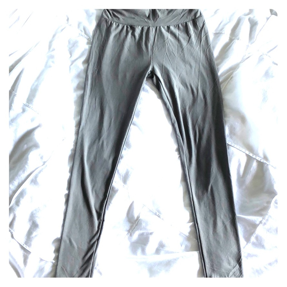 Super soft grey leggings